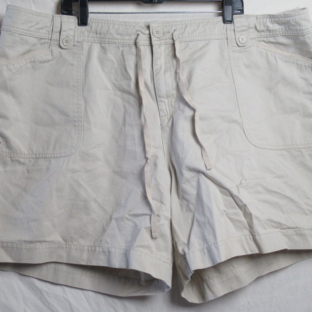 Khaki Cotton Shorts with Buttons (28)